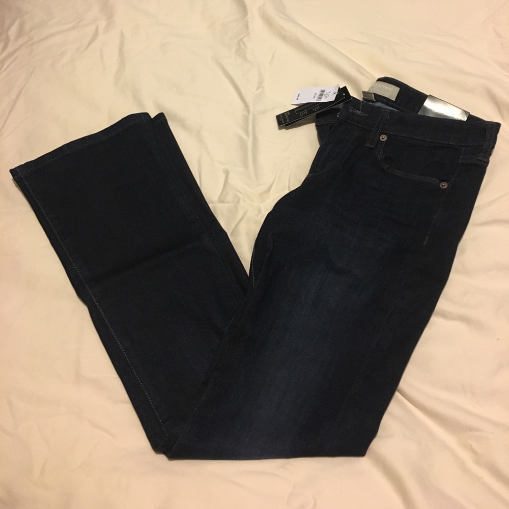 NWT Banana Republic Slim Bootcut denim